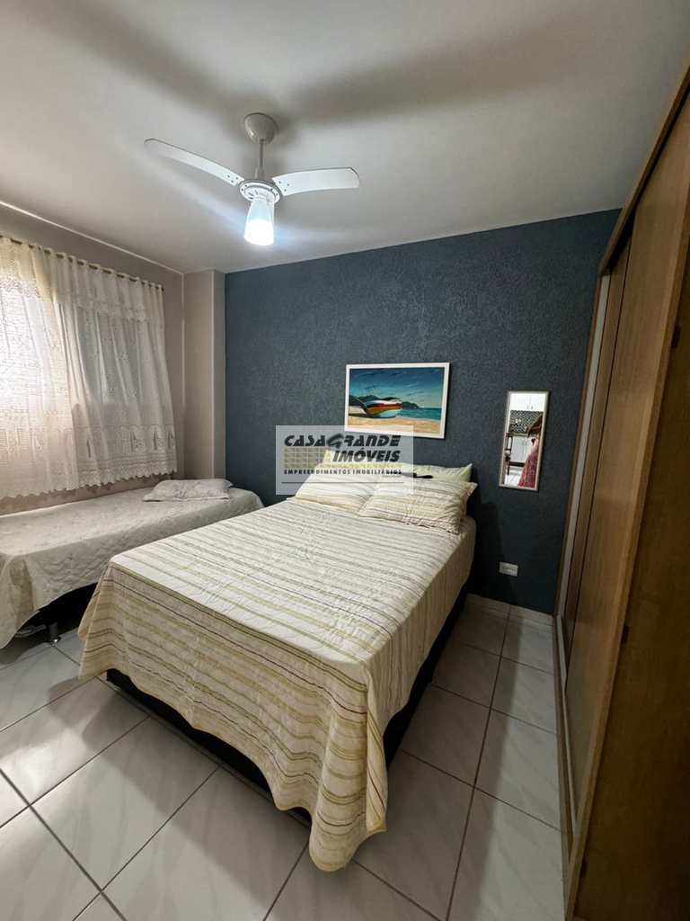 Apartamento em Praia Grande, no bairro Ocian