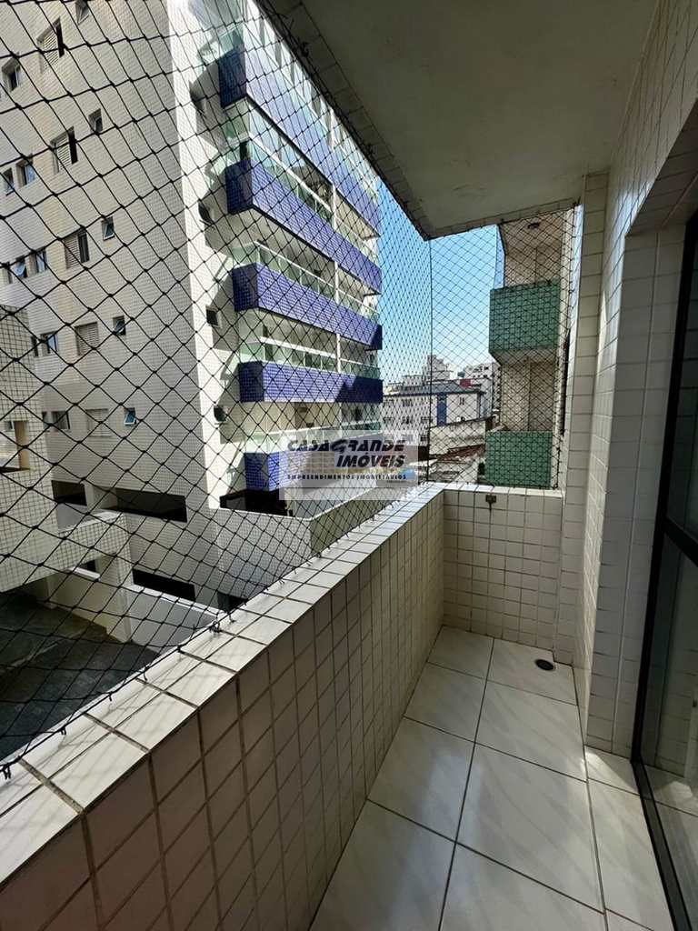 Apartamento em Praia Grande, no bairro Ocian