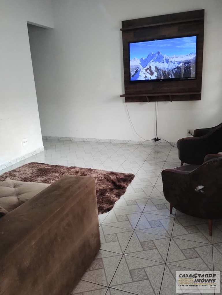 Casa em Praia Grande, no bairro Caiçara