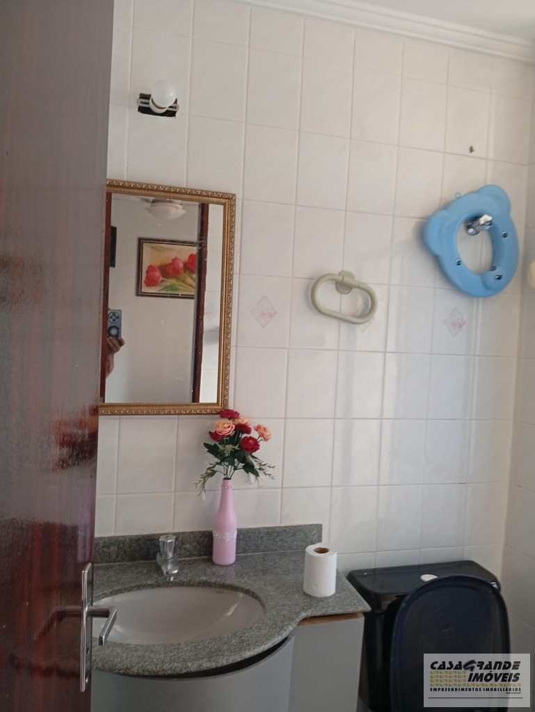 Apartamento em Praia Grande, no bairro Caiçara