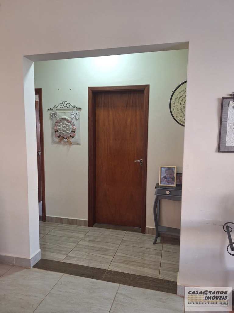 Casa de Condomínio em Pardinho, no bairro Centro