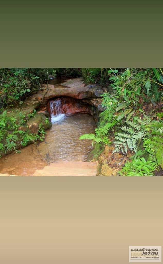 Casa de Condomínio em Pardinho, no bairro Centro