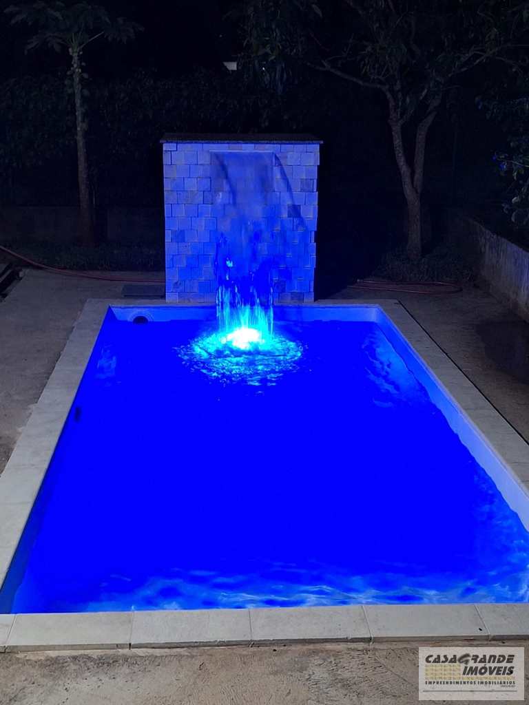 Casa de Condomínio em Pardinho, no bairro Centro