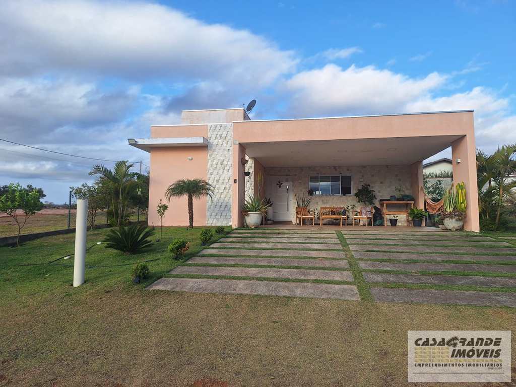 Casa de Condomínio em Pardinho, no bairro Centro