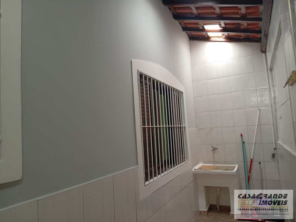 Casa em Praia Grande, no bairro Balneário Maracanã