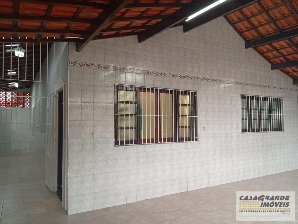 Casa em Praia Grande, no bairro Balneário Maracanã