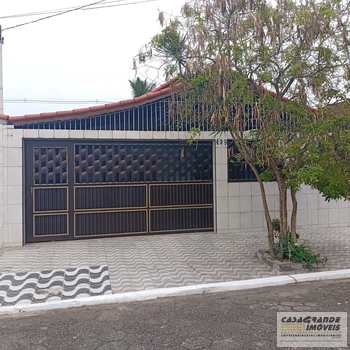 Casa em Praia Grande, bairro Balneário Maracanã