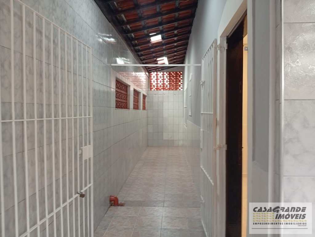 Casa em Praia Grande, no bairro Balneário Maracanã