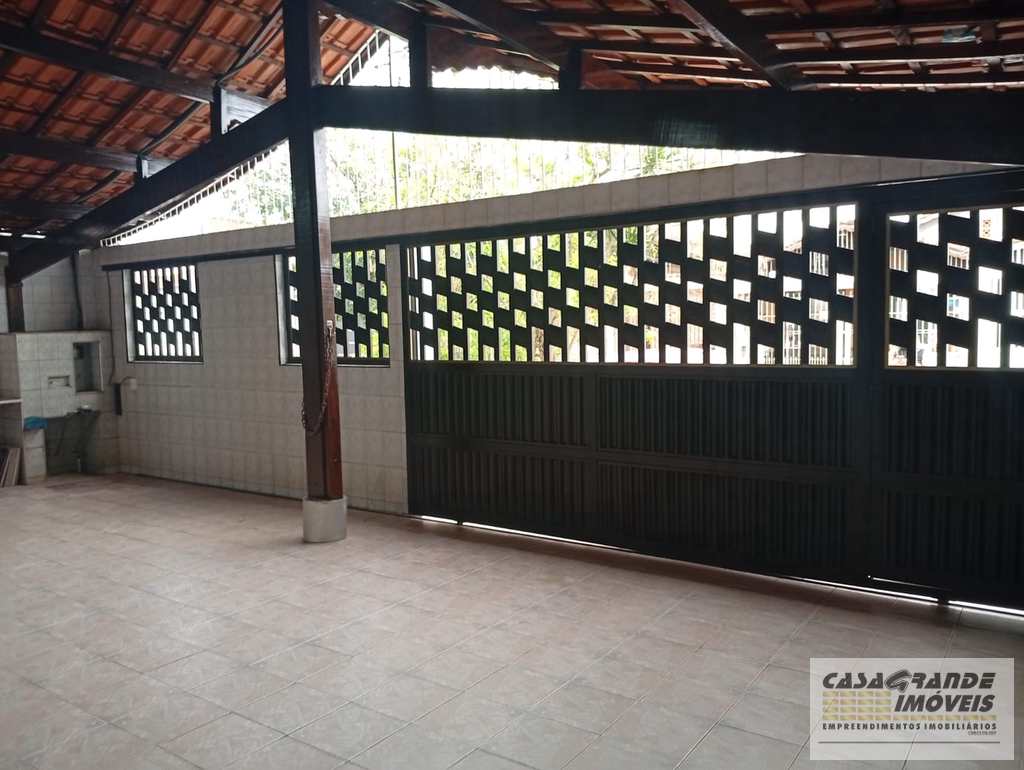 Casa em Praia Grande, no bairro Balneário Maracanã