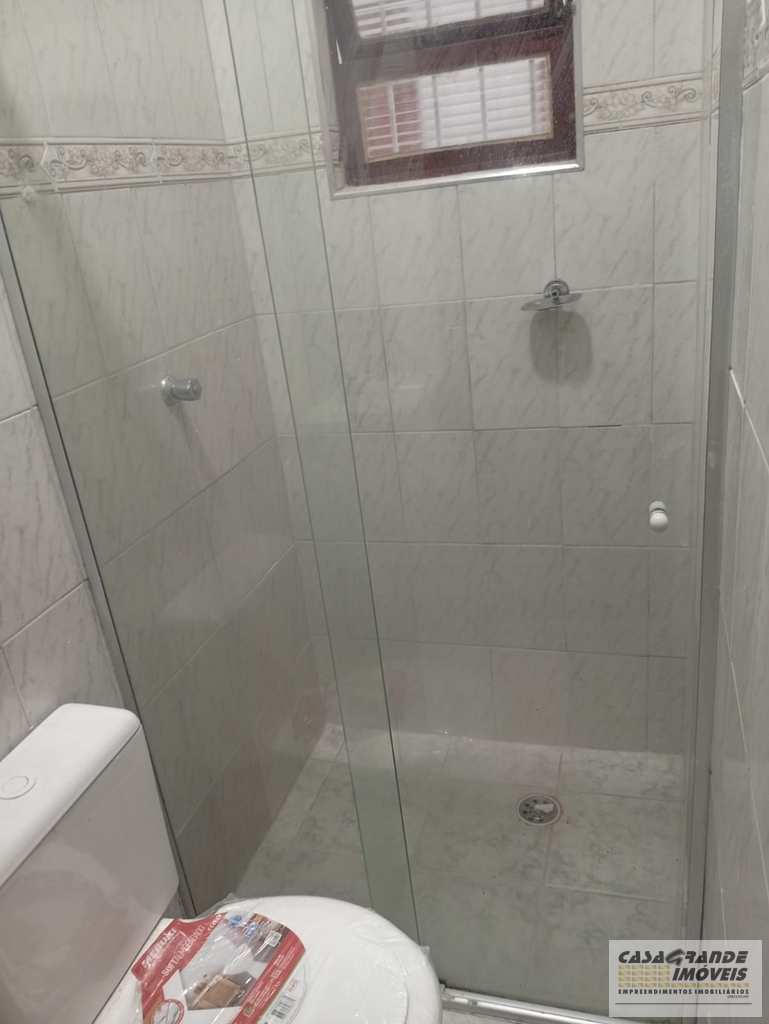 Casa em Praia Grande, no bairro Balneário Maracanã