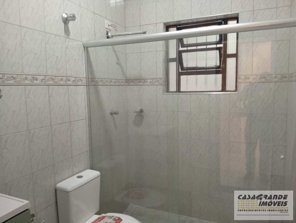 Casa em Praia Grande, no bairro Balneário Maracanã