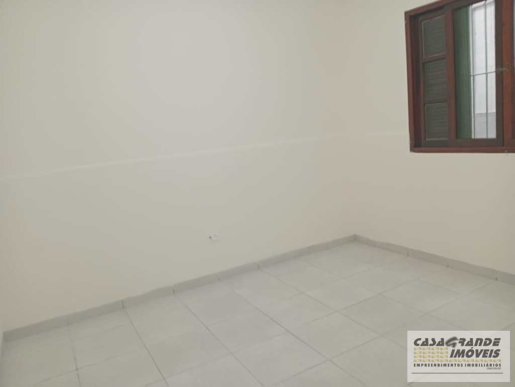 Casa em Praia Grande, no bairro Balneário Maracanã