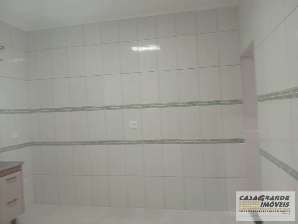 Casa em Praia Grande, no bairro Balneário Maracanã