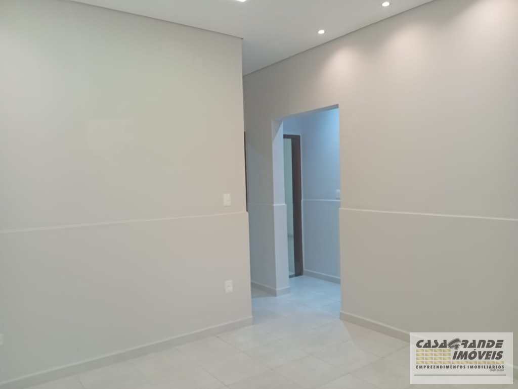 Casa em Praia Grande, no bairro Balneário Maracanã