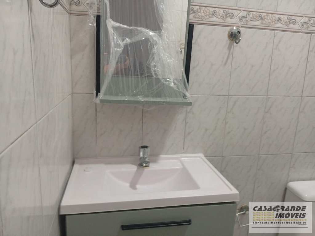 Casa em Praia Grande, no bairro Balneário Maracanã