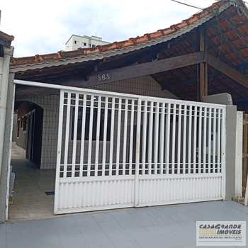 Casa em Praia Grande, bairro Ocian