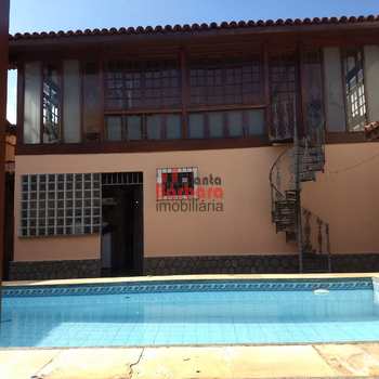 Casa em Niterói, bairro Maravista