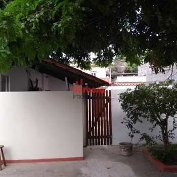 Casa em São Gonçalo, bairro Trindade