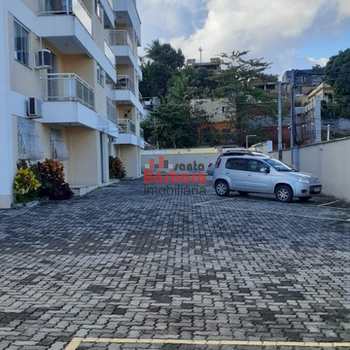 Apartamento em São Gonçalo, bairro Porto da Pedra