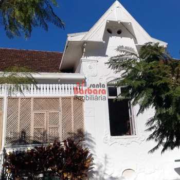 Casa Comercial em Petrópolis, bairro Centro