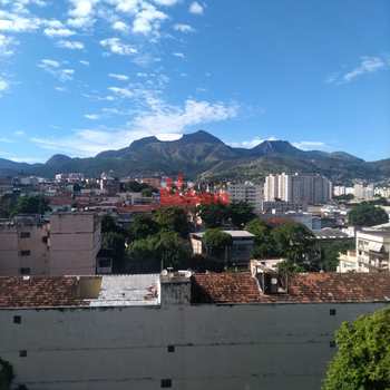 Apartamento em Rio de Janeiro, bairro Todos Os Santos
