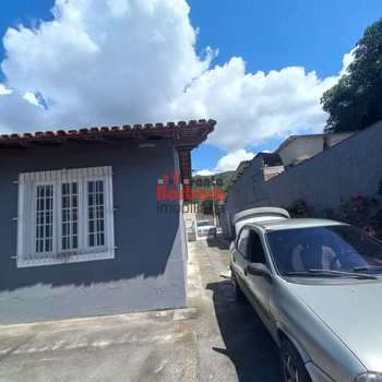 Casa em Niterói, bairro Piratininga