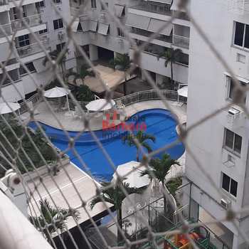Apartamento em Rio de Janeiro, bairro Vila Valqueire