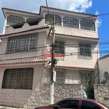 Casa em Niterói, bairro São Domingos