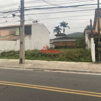 Terreno em Niterói, bairro Piratininga
