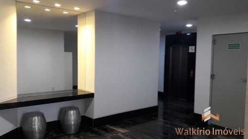 Apartamento, código 72 em Governador Valadares, bairro Centro