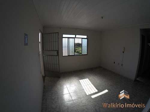 Apartamento, código 147 em Governador Valadares, bairro Floresta