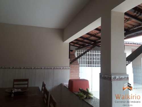 Casa, código 224 em Governador Valadares, bairro Ilha dos Araújos