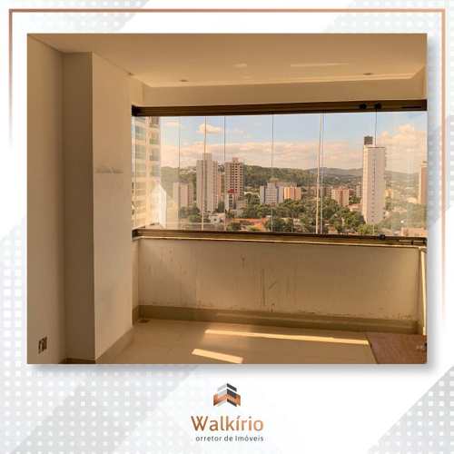 Apartamento, código 326 em Governador Valadares, bairro Centro