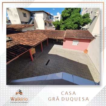 Casa em Governador Valadares, bairro Grã-Duquesa