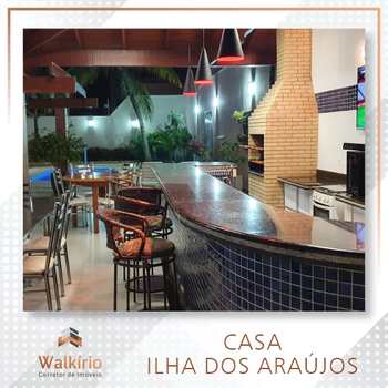 Casa em Governador Valadares, bairro Ilha dos Araújos
