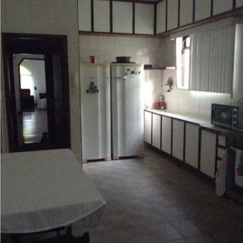 Casa em São Vicente, bairro Vila Cascatinha