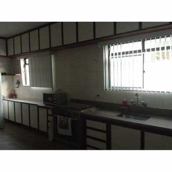 Casa em São Vicente, bairro Vila Cascatinha