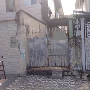 Sobrado de Condomínio em São Vicente, bairro Vila Valença