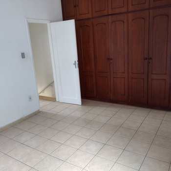 Sobrado de Condomínio em São Vicente, bairro Vila Valença
