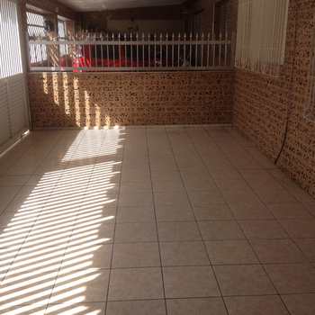 Casa em São Vicente, bairro Catiapoa
