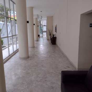 Apartamento em São Vicente, bairro Itararé