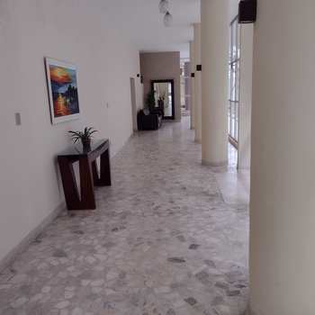 Apartamento em São Vicente, bairro Itararé