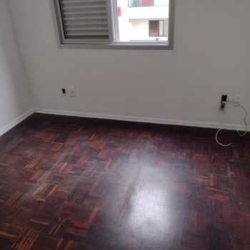 Apartamento em São Vicente, bairro Itararé