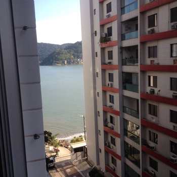 Apartamento em São Vicente, bairro Itararé