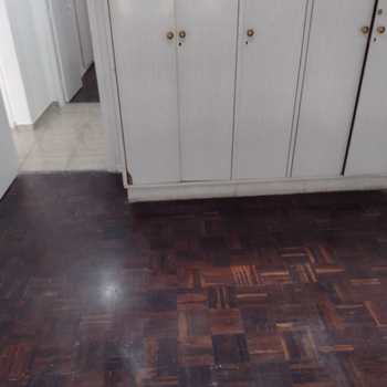 Apartamento em São Vicente, bairro Itararé