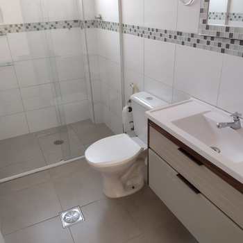 Apartamento em São Vicente, bairro Jardim Independência