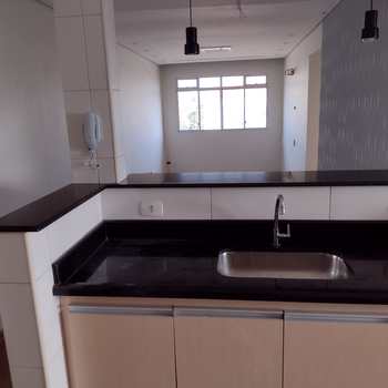 Apartamento em São Vicente, bairro Jardim Independência