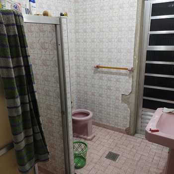 Sobrado Comercial em São Vicente, bairro Jardim Independência