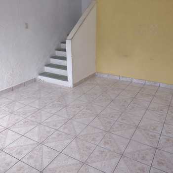 Sobrado em São Vicente, bairro Vila São Jorge