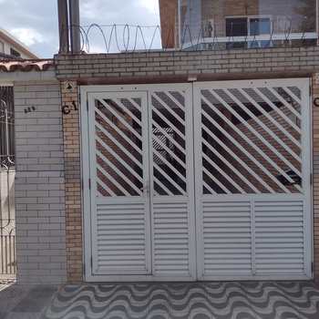 Casa em São Vicente, bairro Vila Valença